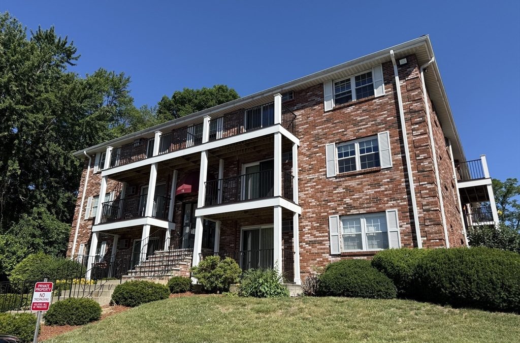 Active | Open House: Sun, Jun 28, 2026 11:00 AM – 12:30 PM | 11 Kenmar Drive #10, Billerica, MA 01821
